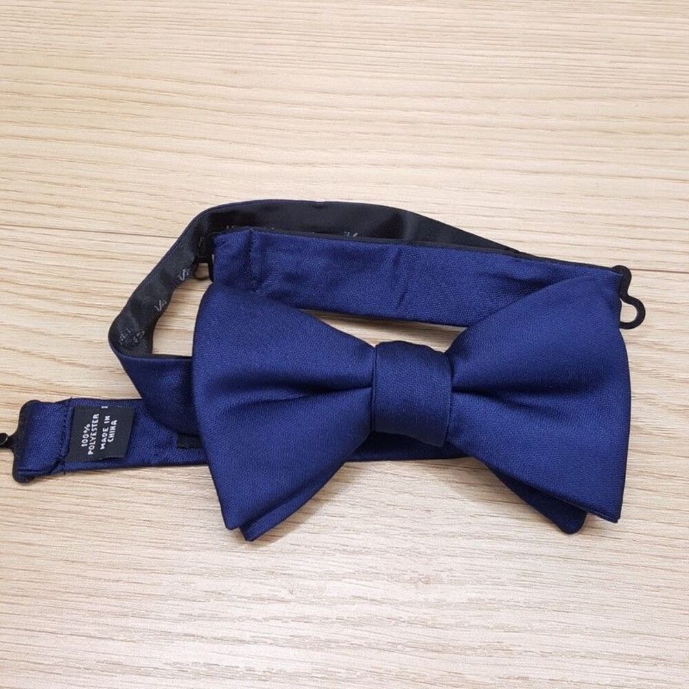 ALFANI Mens Bow Tie Solid Navy Blue Pre-tied Bowtie